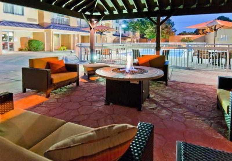 Courtyard Memphis East/Bill Morris Parkway Ξενοδοχείο Εξωτερικό φωτογραφία